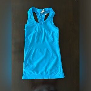 Womens Athleta momentum seamless tank